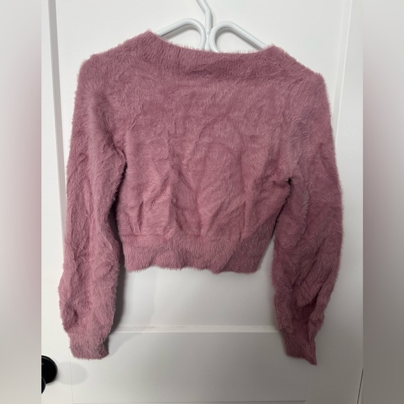 Aritzia Sunday Best Mauve V-Neck Sweater - Picture 2 of 4
